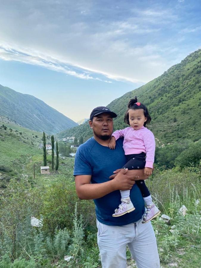 Nurgul Hotel Bokonbayevo Bagian luar foto